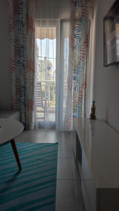Sea Pleasure Apartment II Peraía المظهر الخارجي الصورة